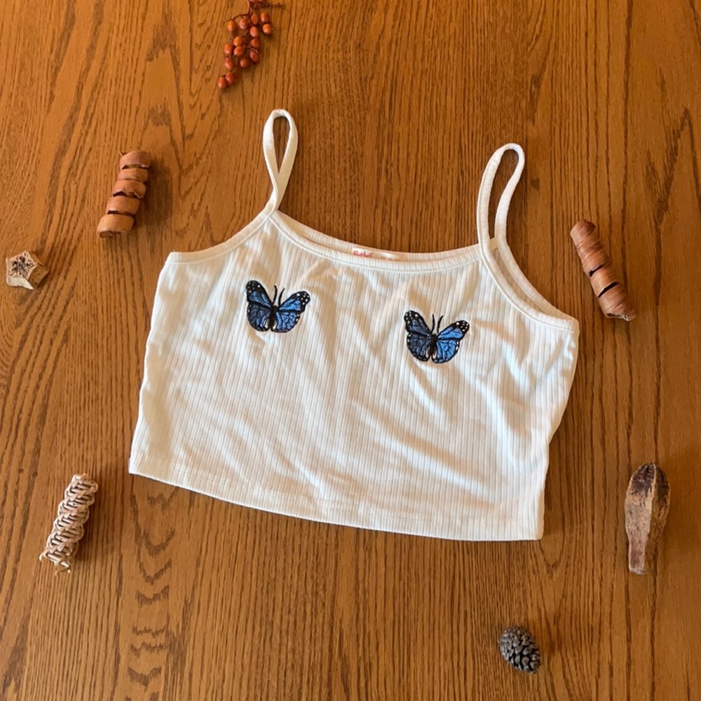 Butterfly tank